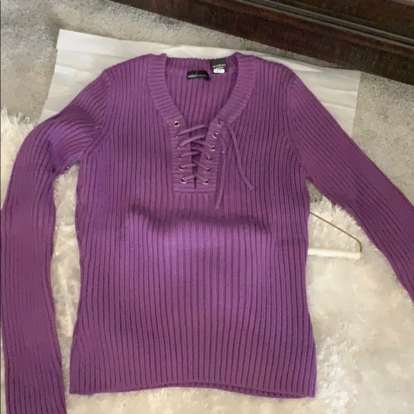 MODA purple sweater size Med - Picture 2 of 2